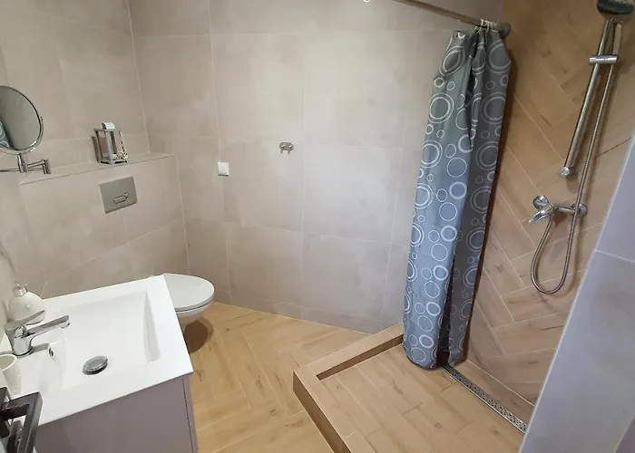 Pod Zaglami Pensión